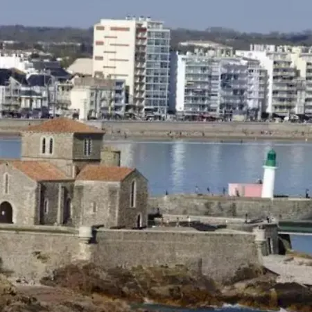 Apartmán Charming 30 M With Balcony And View On The Port