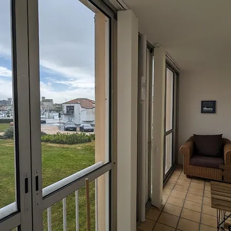 Charming 30 M With Balcony And View On The Port Les Sables-dʼOlonne